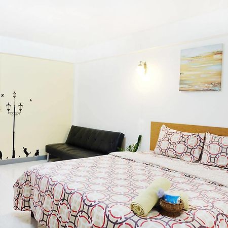 Grand Living Place Бангкок Экстерьер фото